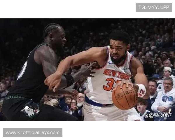 唐斯外线三分命中，尼克斯进攻火力全开