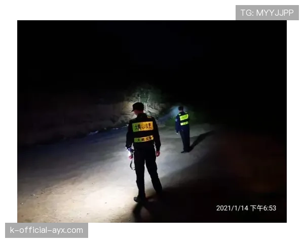 球场夜间安保人力调配与无人巡逻协同方案，球场保安能看球吗